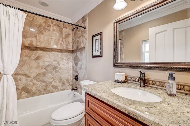 7770 La Cienega Street, Las Vegas, NV 89123