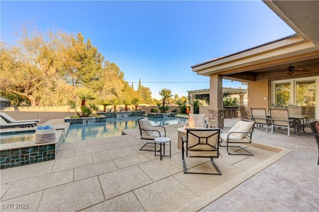 7770 La Cienega Street, Las Vegas, NV 89123