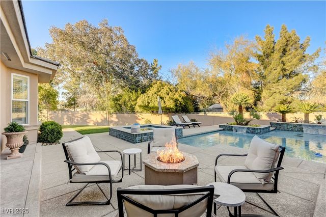 7770 La Cienega Street, Las Vegas, NV 89123