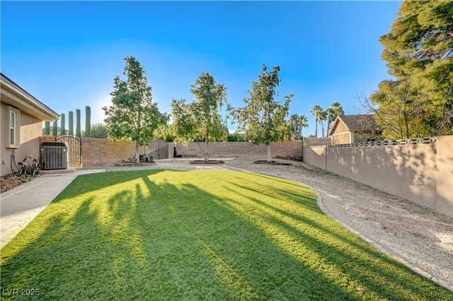 7770 La Cienega Street, Las Vegas, NV 89123