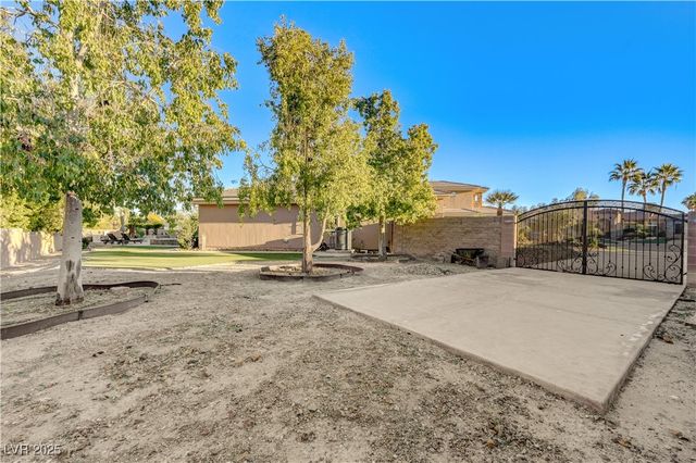 7770 La Cienega Street, Las Vegas, NV 89123