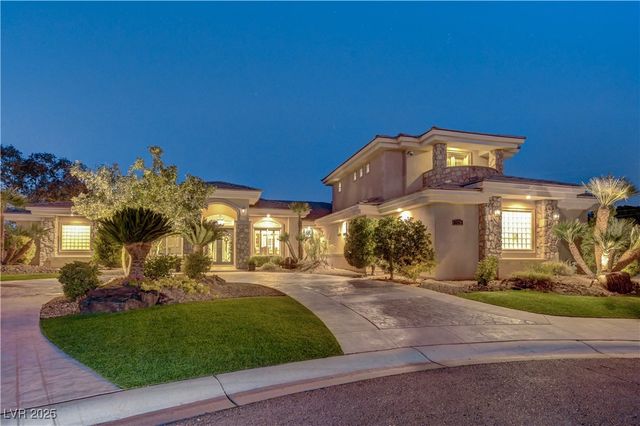 7770 La Cienega Street, Las Vegas, NV 89123