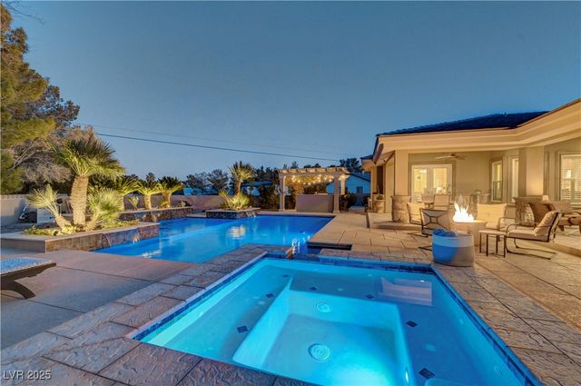 7770 La Cienega Street, Las Vegas, NV 89123