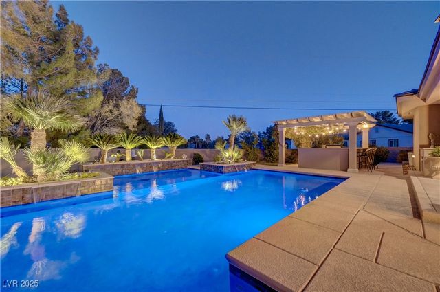 7770 La Cienega Street, Las Vegas, NV 89123