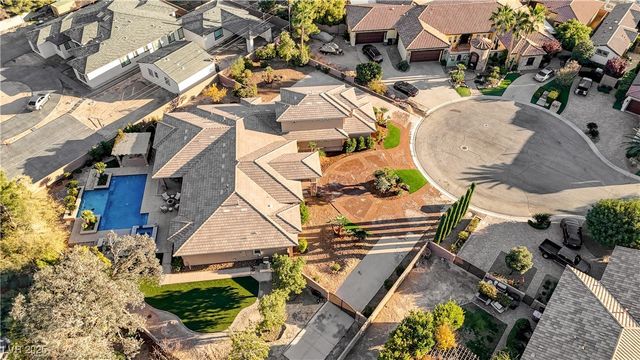 7770 La Cienega Street, Las Vegas, NV 89123