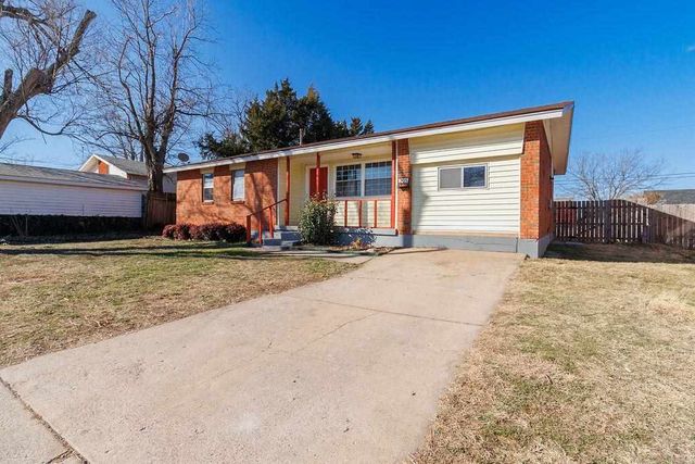 205 Oak Street, Elgin, OK 73538