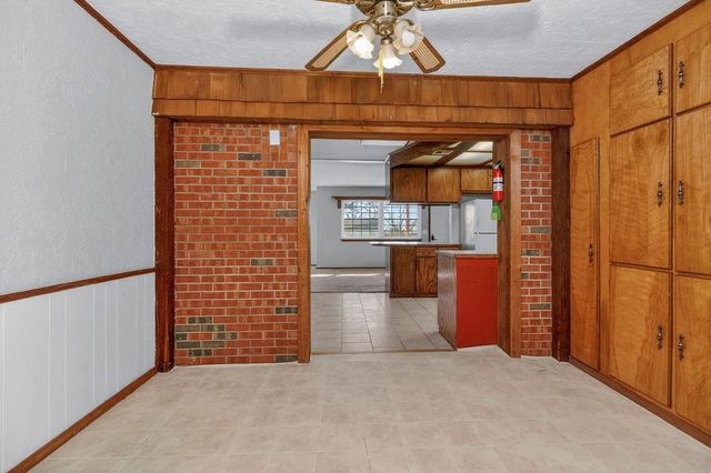 205 Oak Street, Elgin, OK 73538