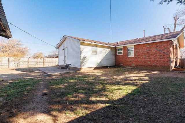 205 Oak Street, Elgin, OK 73538