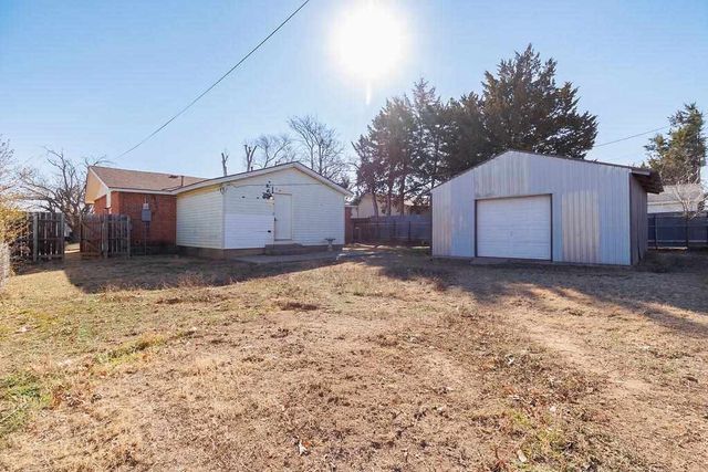 205 Oak Street, Elgin, OK 73538
