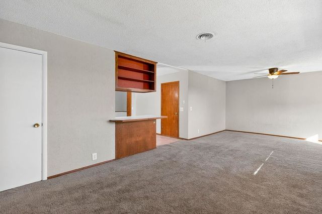 205 Oak Street, Elgin, OK 73538