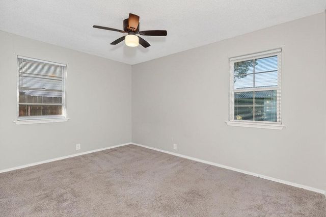 205 Oak Street, Elgin, OK 73538