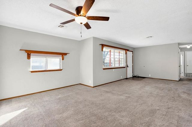 205 Oak Street, Elgin, OK 73538