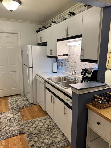 4165 Berkshire Drive, Sterling Heights, MI 48314