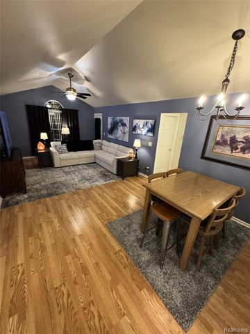 4165 Berkshire Drive, Sterling Heights, MI 48314