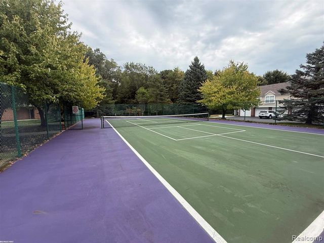 4165 Berkshire Drive, Sterling Heights, MI 48314