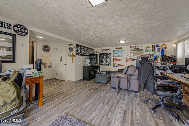 150 N HUNT Drive E, Mesa, AZ 85203