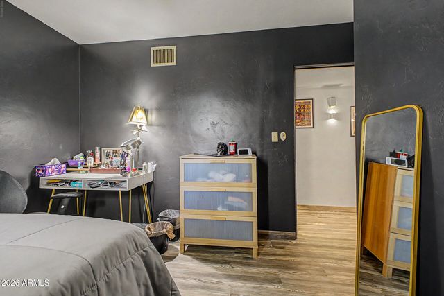 150 N HUNT Drive E, Mesa, AZ 85203