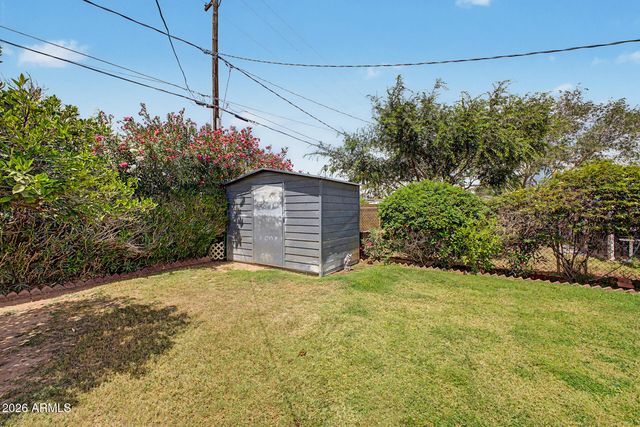 150 N HUNT Drive E, Mesa, AZ 85203