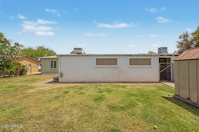 150 N HUNT Drive E, Mesa, AZ 85203