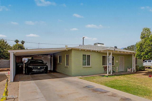 150 N HUNT Drive E, Mesa, AZ 85203