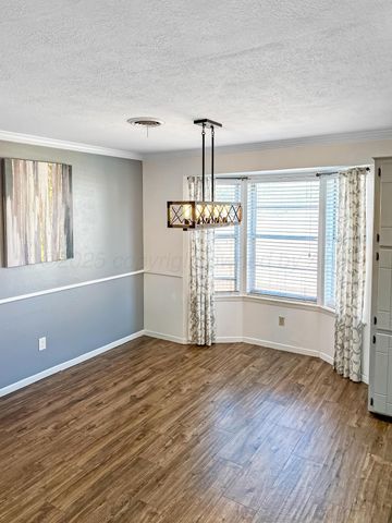 216 Skycrest Street, Borger, TX 79007