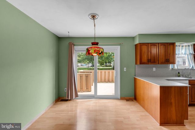 16 DUNMOOR CT N, Hamilton, NJ 08690