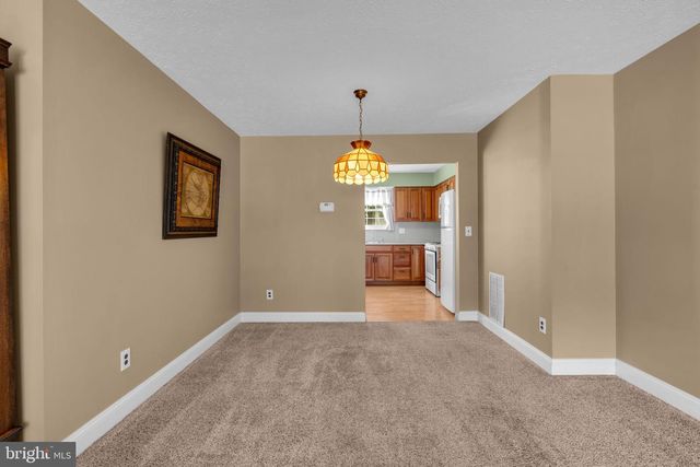 16 DUNMOOR CT N, Hamilton, NJ 08690