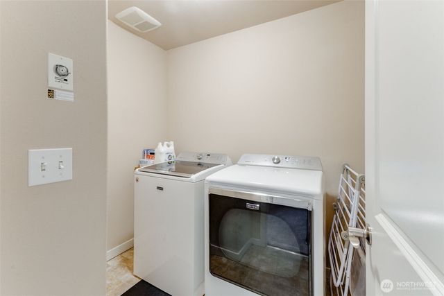 3092 Puget Meadow Loop NE, Lacey, WA 98516