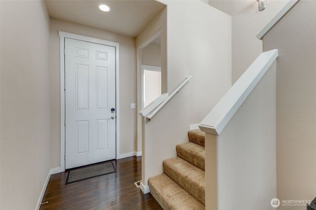 3092 Puget Meadow Loop NE, Lacey, WA 98516