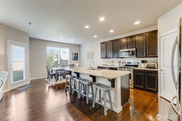 3092 Puget Meadow Loop NE, Lacey, WA 98516