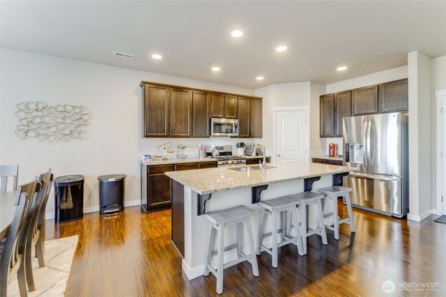 3092 Puget Meadow Loop NE, Lacey, WA 98516