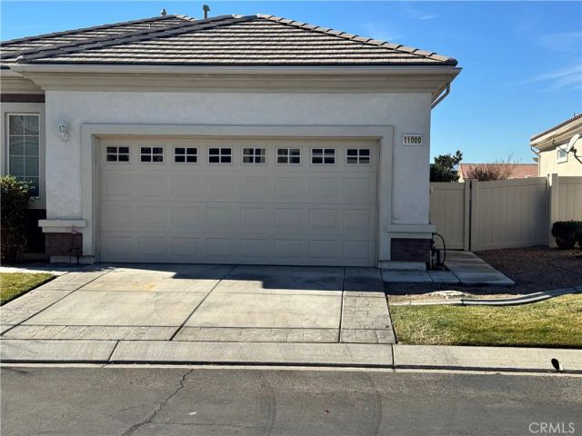 11000 Rockaway Glen Road, Apple Valley, CA 92308