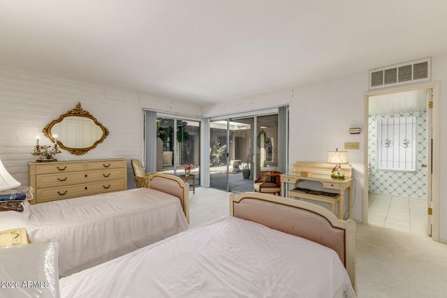 5434 E LINCOLN Drive 4, Paradise Valley, AZ 85253