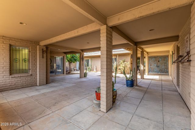 5434 E LINCOLN Drive 4, Paradise Valley, AZ 85253