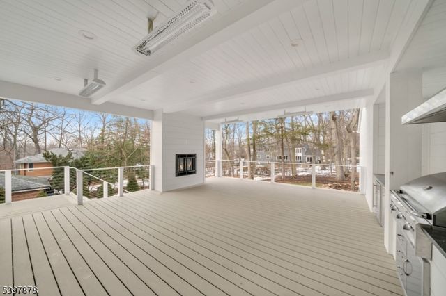 468 Lydecker St, Englewood City, NJ 07631
