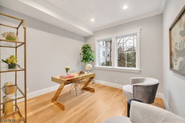 468 Lydecker St, Englewood City, NJ 07631