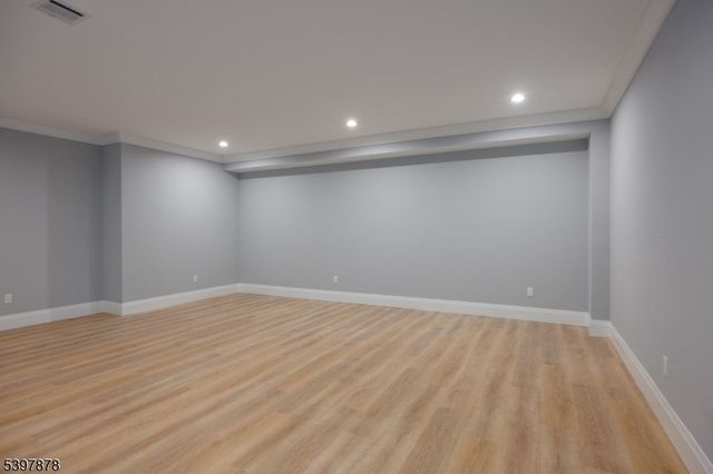 468 Lydecker St, Englewood City, NJ 07631