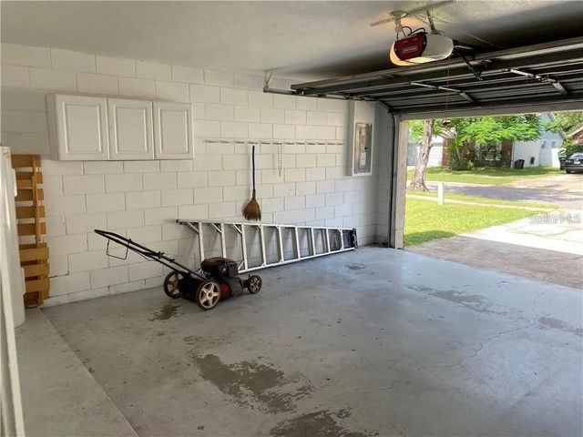 8960 VALENCIA GARDENS DRIVE, Orlando, FL 32825