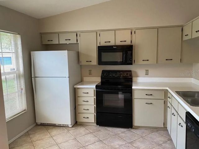 8960 VALENCIA GARDENS DRIVE, Orlando, FL 32825