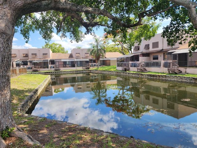 12305 NW 11th Court 12305, Pembroke Pines, FL 33026