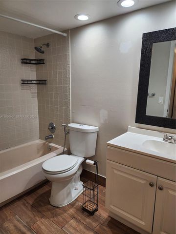 12305 NW 11th Court 12305, Pembroke Pines, FL 33026