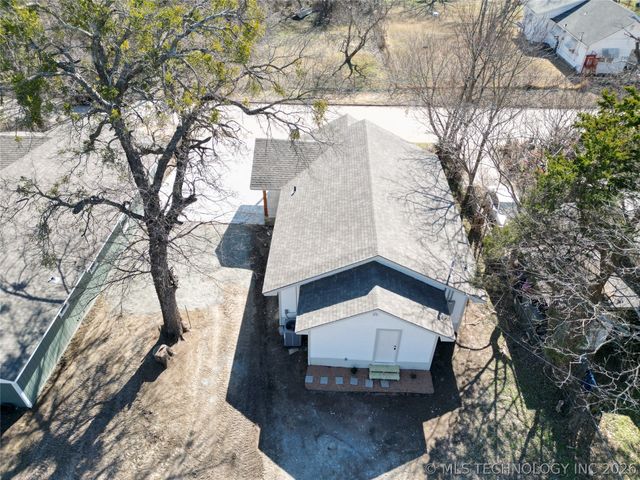 721 Roff Street NE, Ardmore, OK 73401
