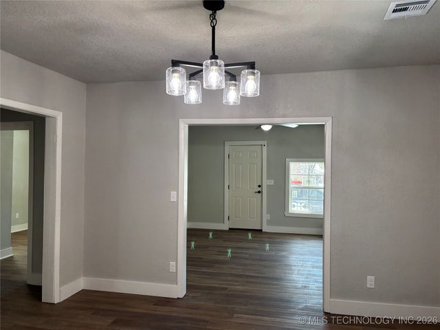 721 Roff Street NE, Ardmore, OK 73401