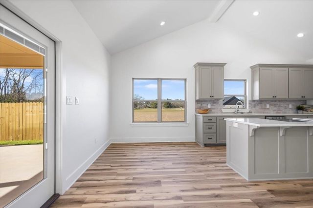 204 E Teal Drive, Troup, TX 75789