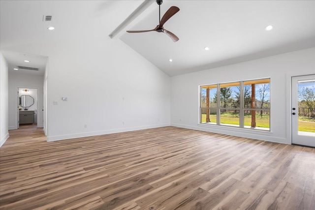 204 E Teal Drive, Troup, TX 75789