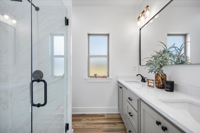 204 E Teal Drive, Troup, TX 75789