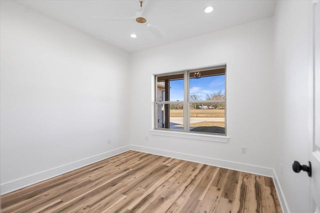 204 E Teal Drive, Troup, TX 75789