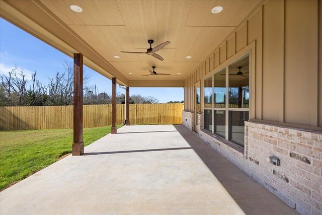 204 E Teal Drive, Troup, TX 75789