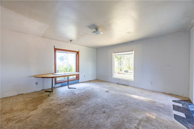 2035 Aurora, New Kensington, PA 15068