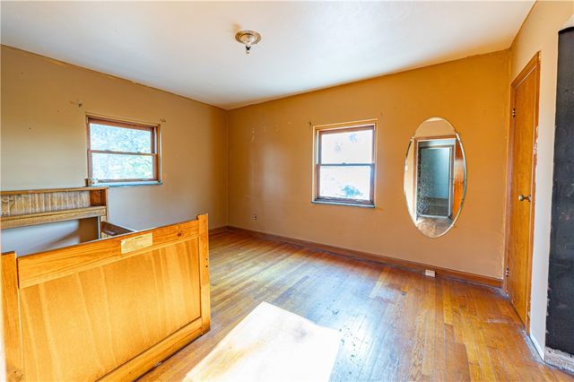 2035 Aurora, New Kensington, PA 15068